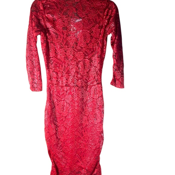 Elegant Red Lace Long-Sleeve V-Neck Dress. - Picture 3 of 4